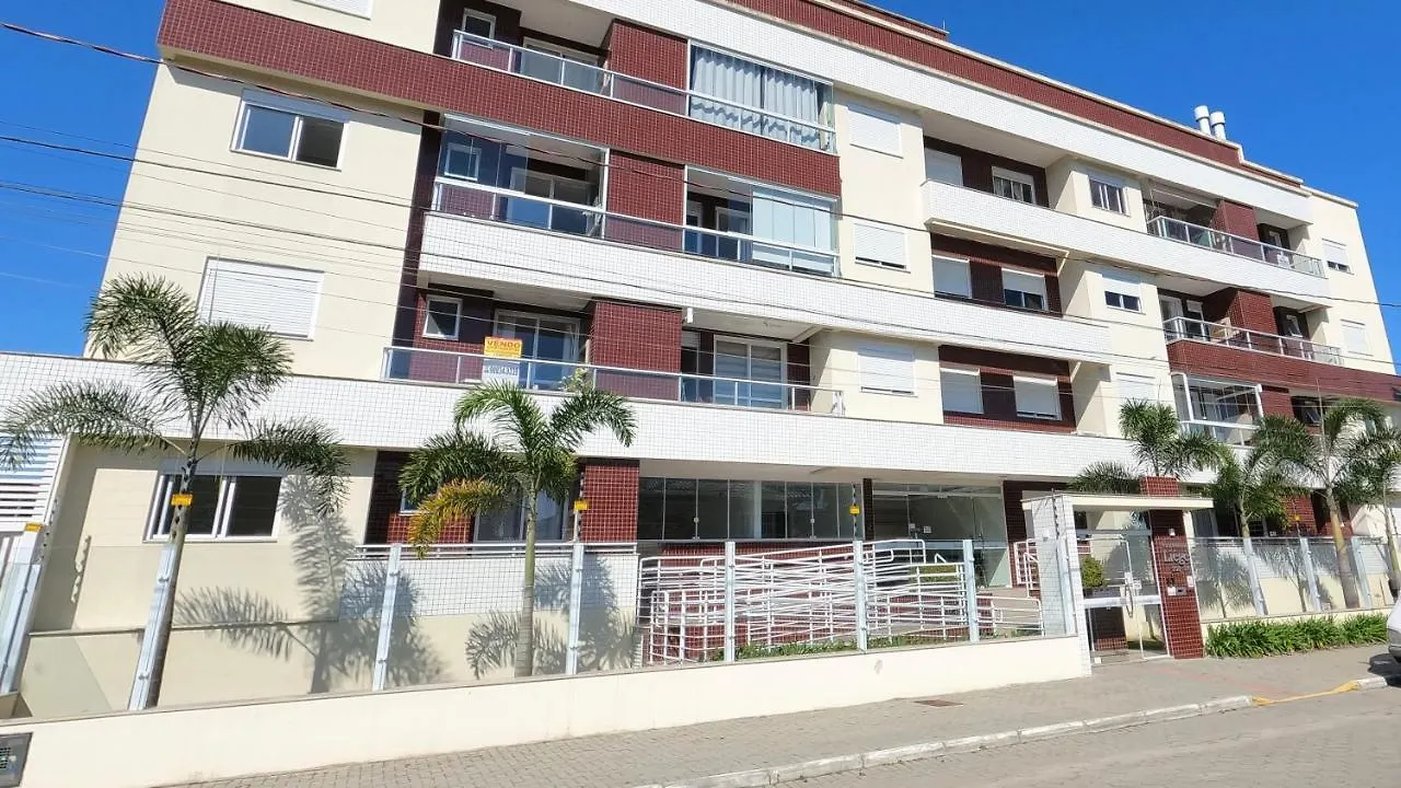 Ap Top Canasvieiras 01 - Apartamento Em Canasvieiras Com Piscina E 2 Garagens Florianopolis