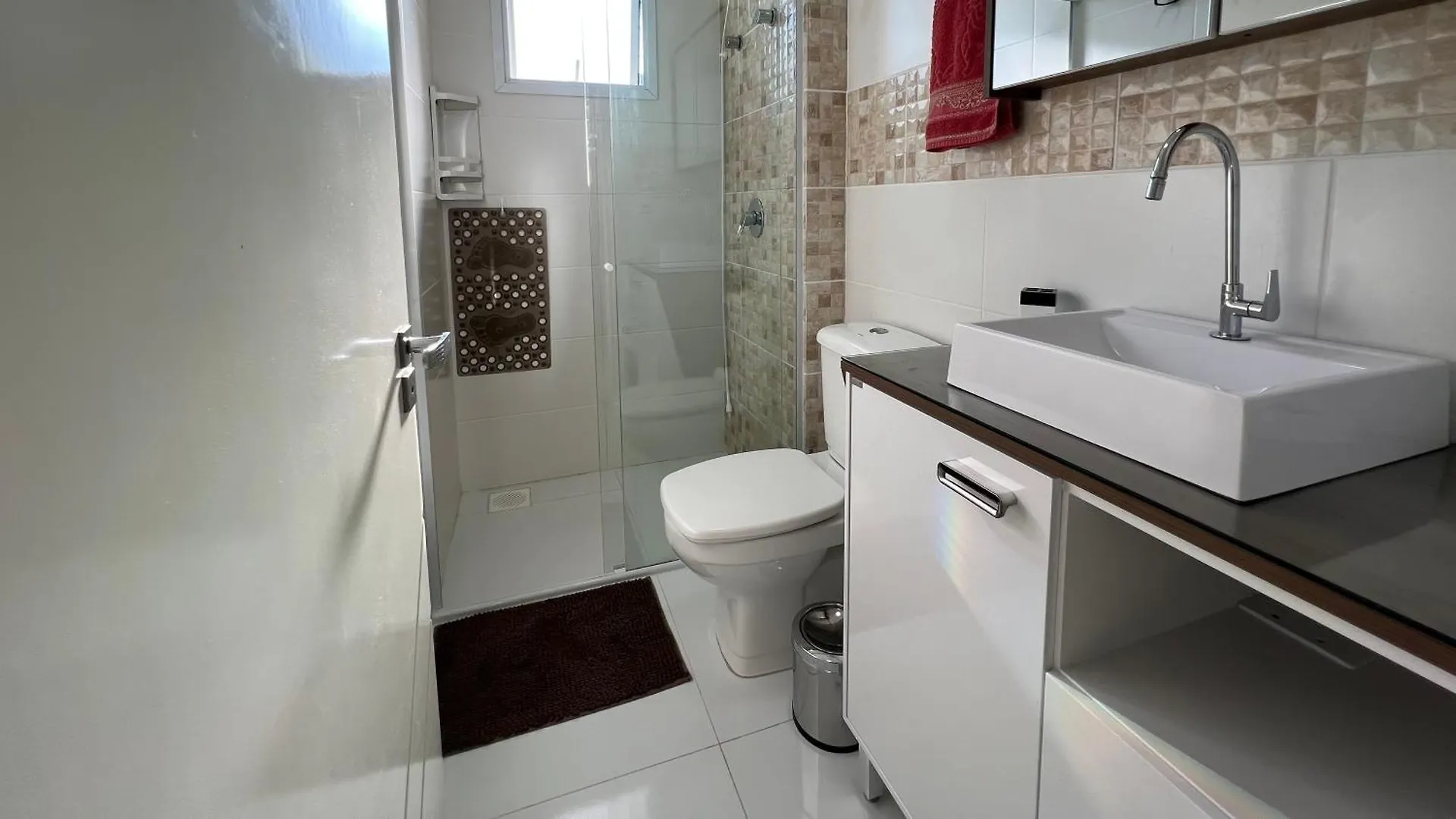 Apartment Ap Top Canasvieiras 01 - Apartamento Em Canasvieiras Com Piscina E 2 Garagens Florianopolis Brazil