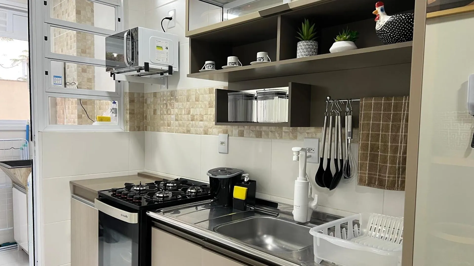 Apartment Ap Top Canasvieiras 01 - Apartamento Em Canasvieiras Com Piscina E 2 Garagens Florianopolis