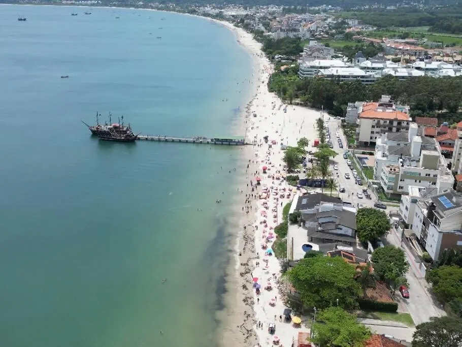 Ap Top Canasvieiras 01 - Apartamento Em Canasvieiras Com Piscina E 2 Garagens Florianopolis Apartment