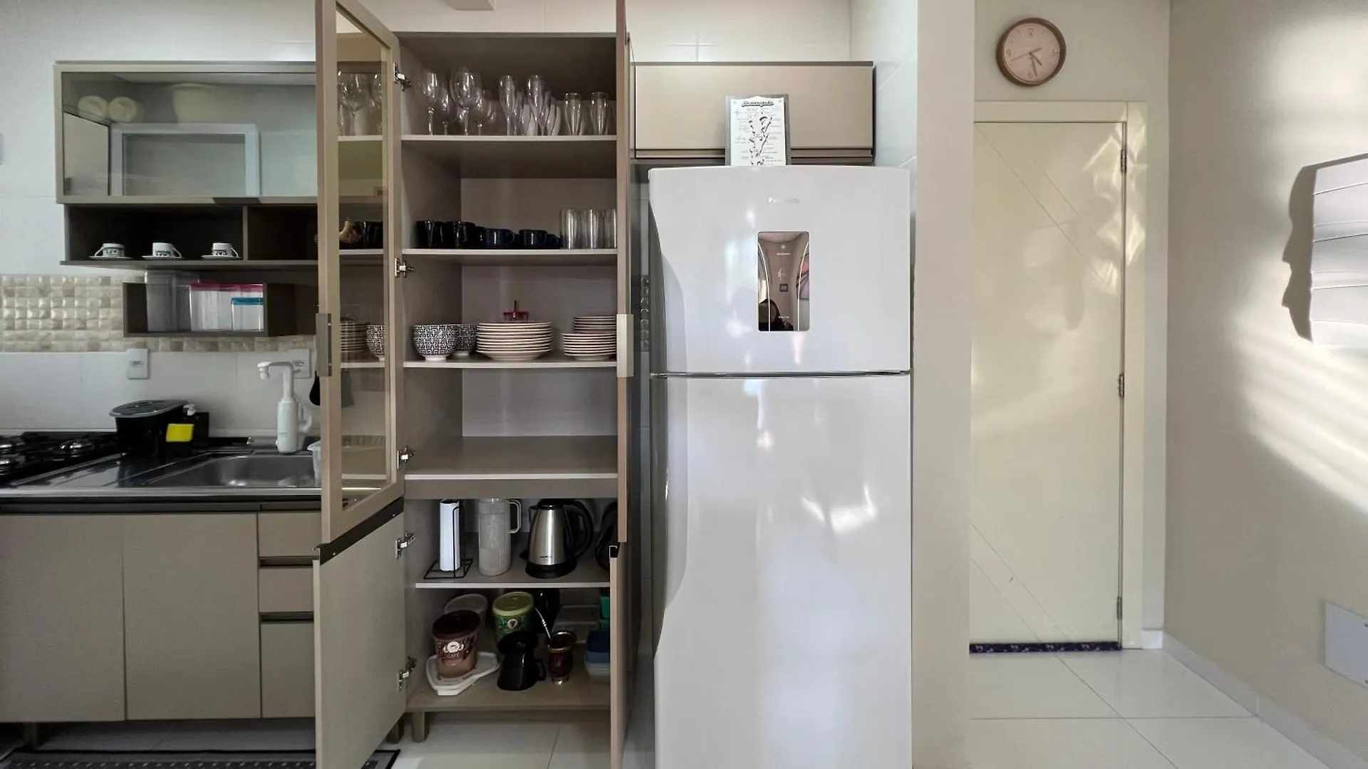 아파트 Ap Top Canasvieiras 01 - Apartamento Em Canasvieiras Com Piscina E 2 Garagens Florianópolis